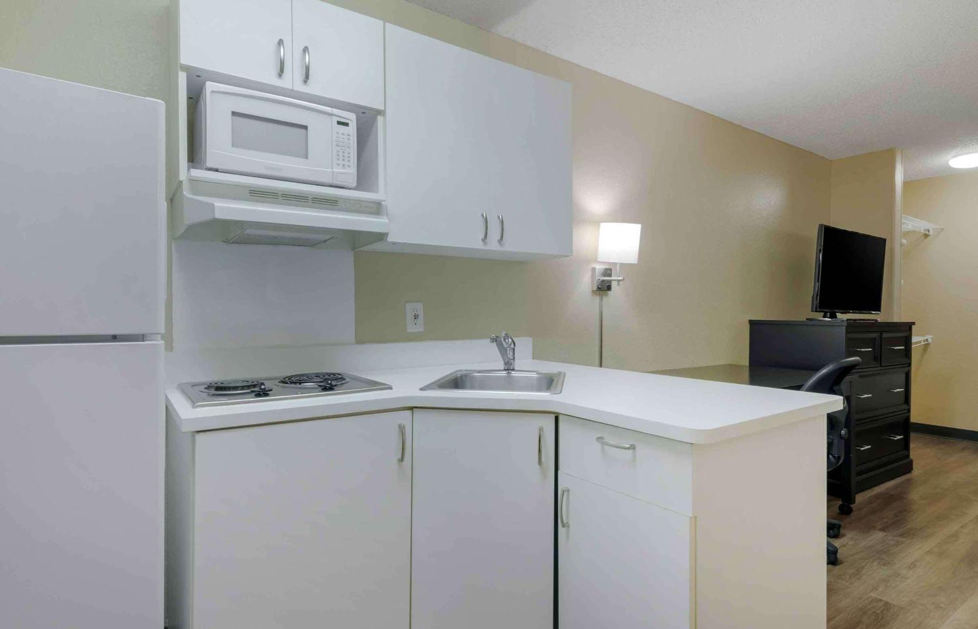 Extended Stay America Suites - Hampton - Coliseum Exteriör bild