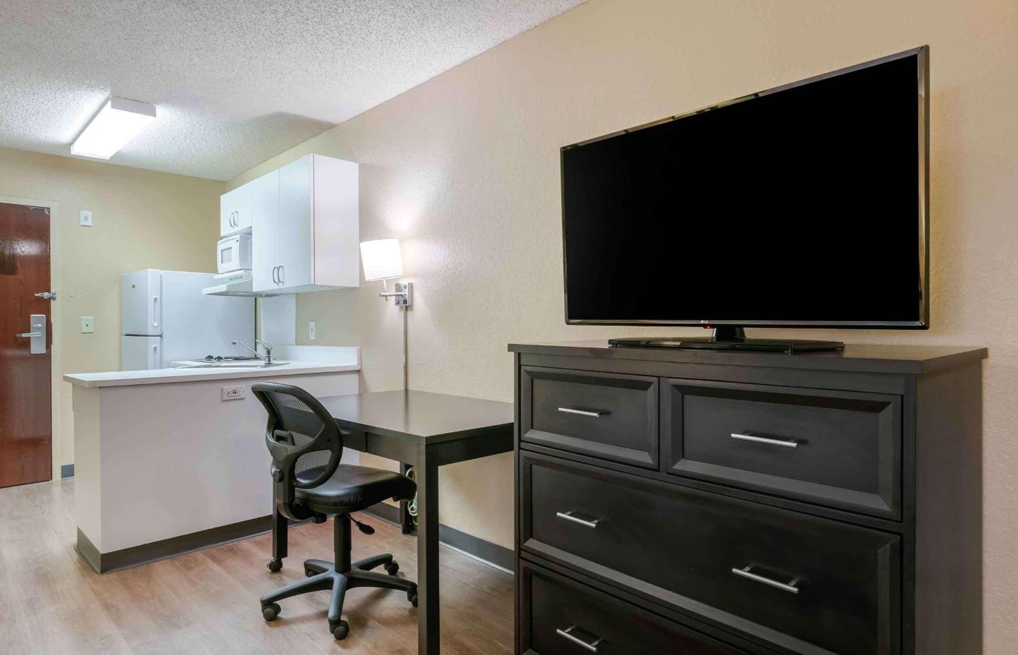 Extended Stay America Suites - Hampton - Coliseum Exteriör bild