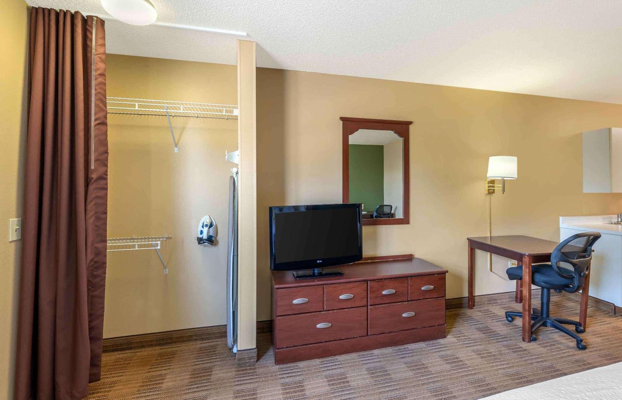 Extended Stay America Suites - Hampton - Coliseum Exteriör bild
